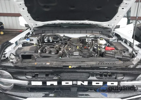 2024 Ford Bronco Outer Banks z USA, uszkodzony, nr VIN 1FMDE8BH3RLA80079